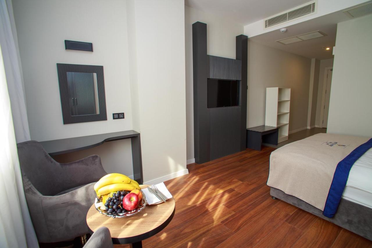 BW Izmir Hotel Bagian luar foto