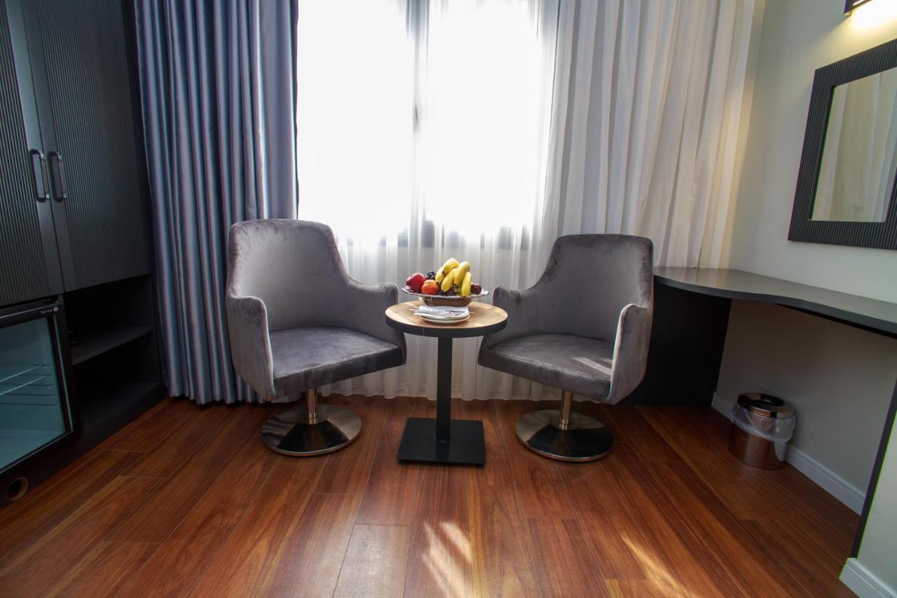 BW Izmir Hotel Bagian luar foto