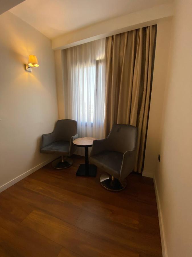 BW Izmir Hotel Bagian luar foto