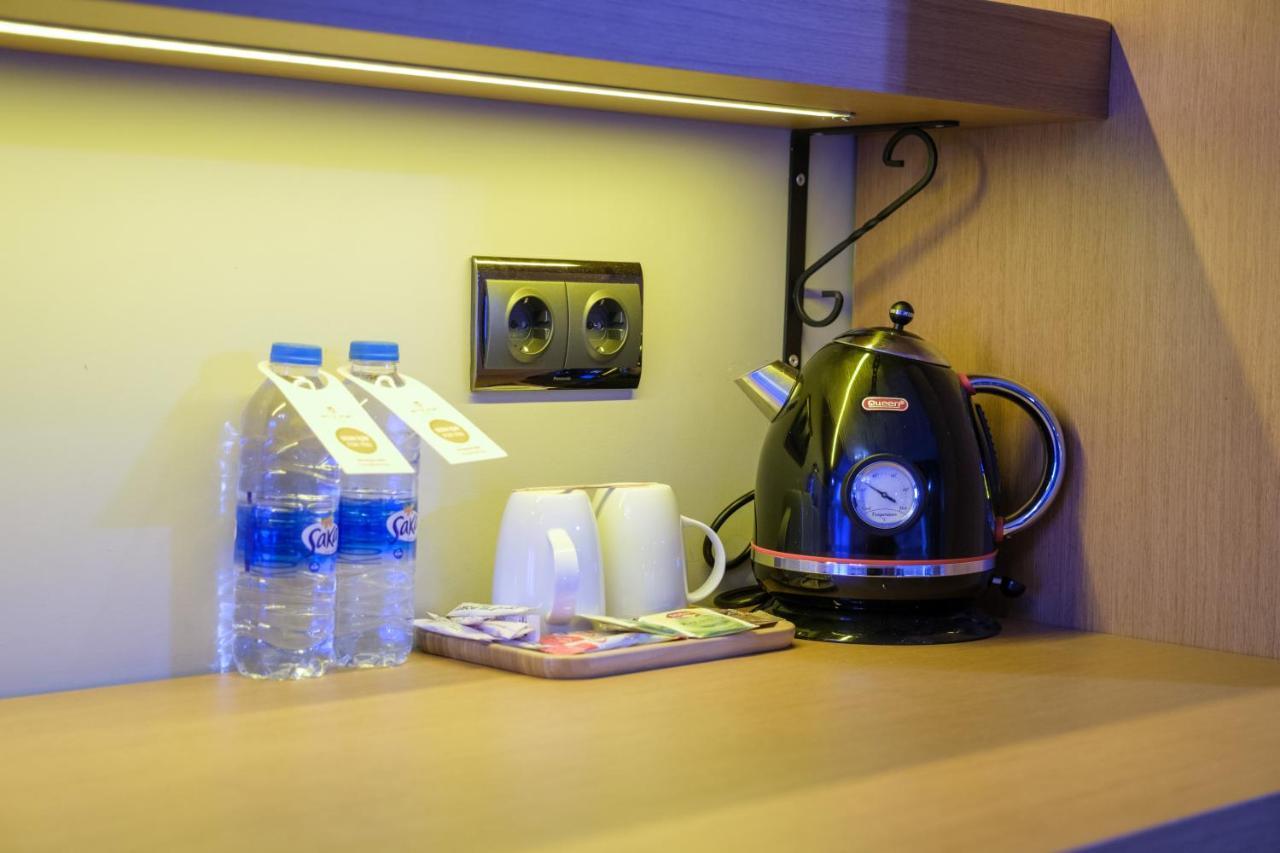 BW Izmir Hotel Bagian luar foto