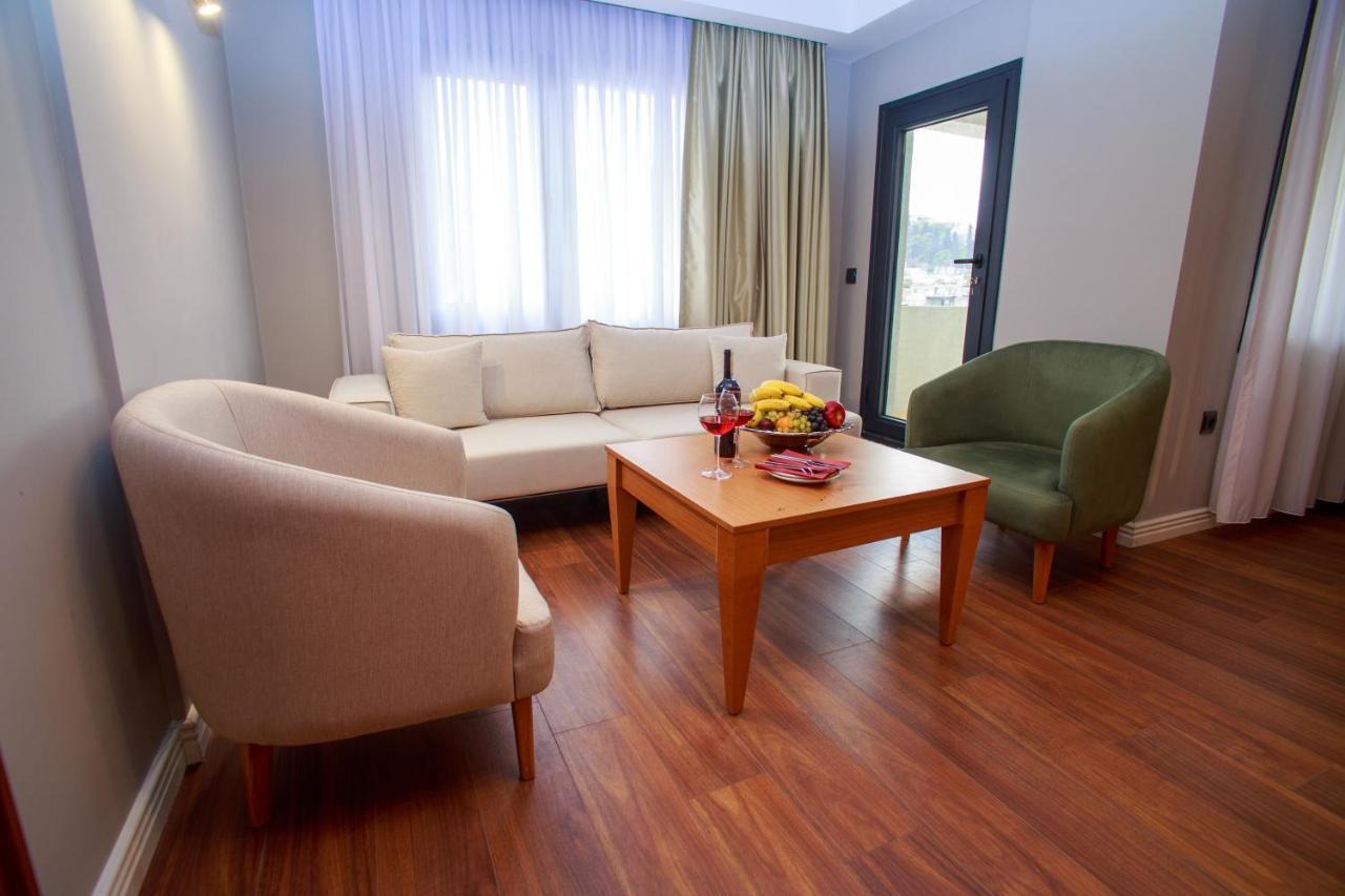 BW Izmir Hotel Bagian luar foto